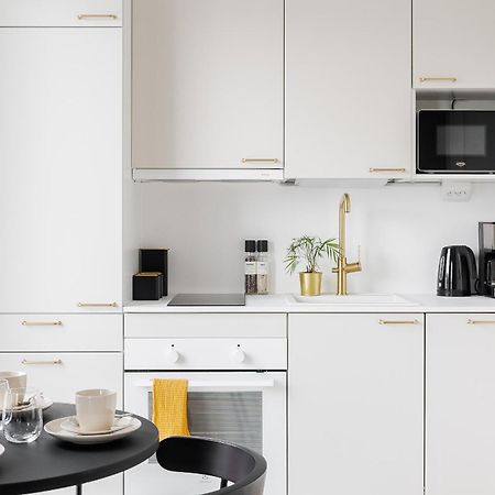 Great Location, Quiet And New With Balcony&Cafe Apartment Tampere Bagian luar foto