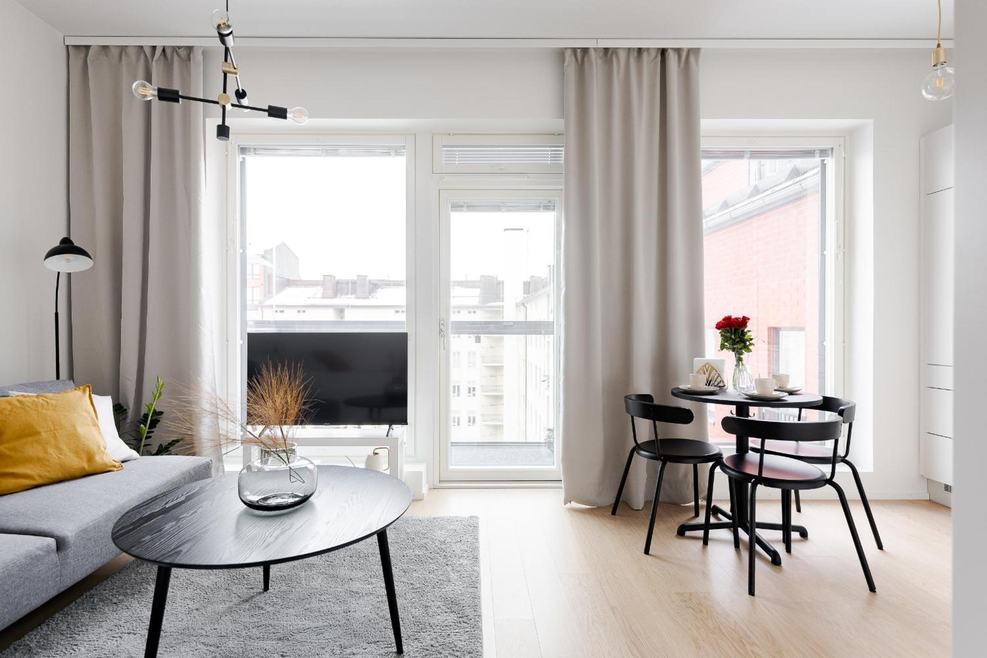 Great Location, Quiet And New With Balcony&Cafe Apartment Tampere Bagian luar foto